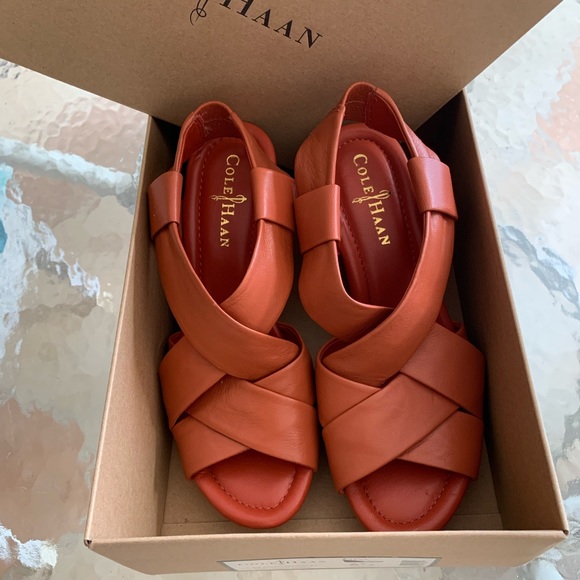 Cole Haan platform sandals 👡 - Picture 2 of 10